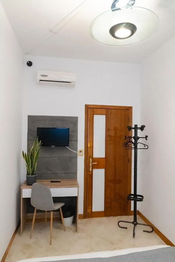 Konukevi Inbari _ G.H. _ Degiosa Otel İtalya